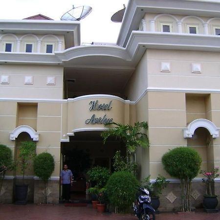 Archie Hotel Ternate Island Exterior foto
